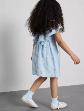 1,5–12 Jahre | „The Edit“ – Smockkleid mit Blumenstickerei