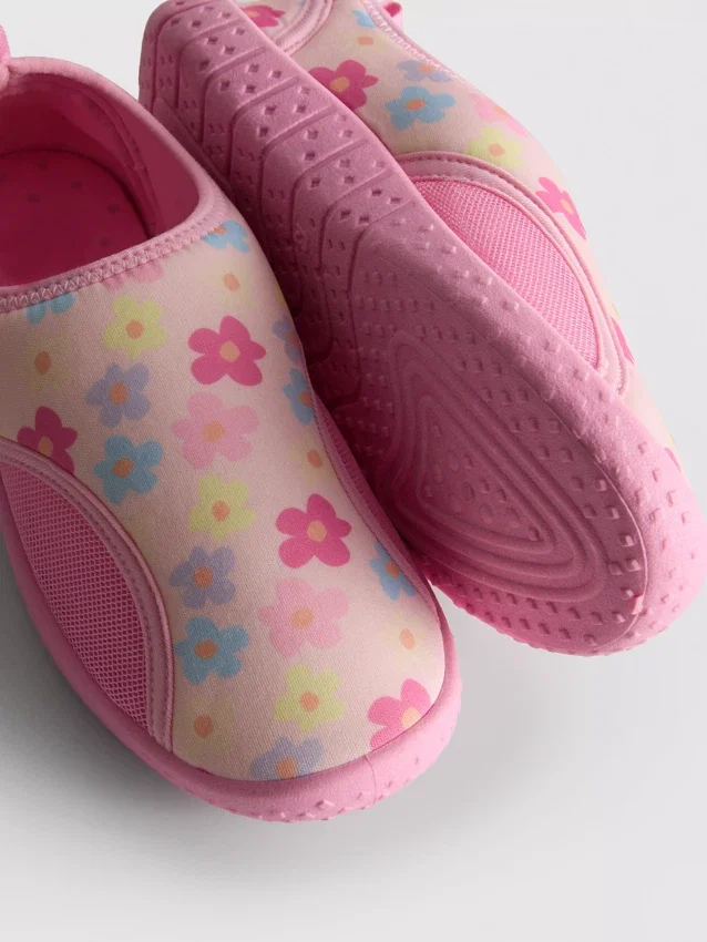 Badeschuhe