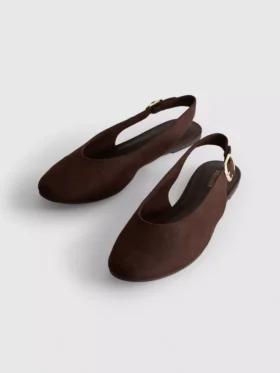 Ballerinas mit Fersenriemen
