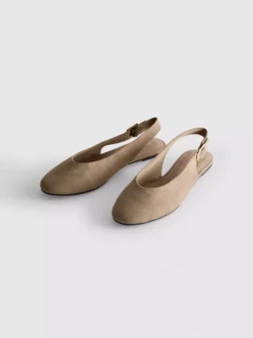 Ballerinas mit Fersenriemen
