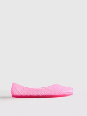 Flache Schuhe aus Gummi