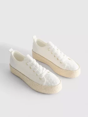 Flache Sneaker aus Canvas und Jute
