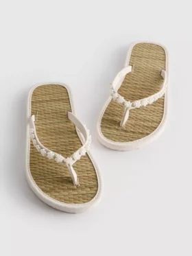 Flip-Flops in Seegras-Optik