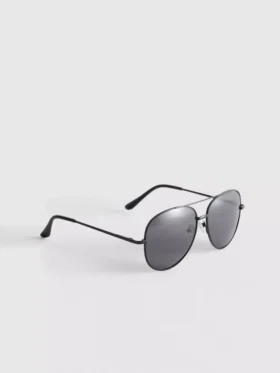 Getönte Piloten-Sonnenbrille