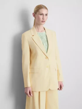 Lila Blazer mit einreihigem Verschluss