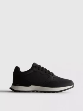 Niedrige Sport-Sneaker