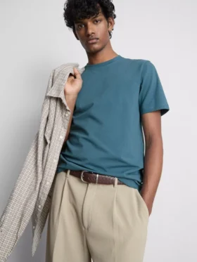 Schmal geschnittenes Stretch-T-Shirt