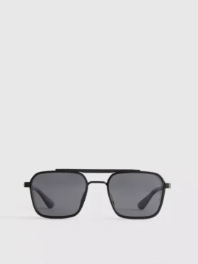 Sonnenbrille mit eckigem Rahmen
